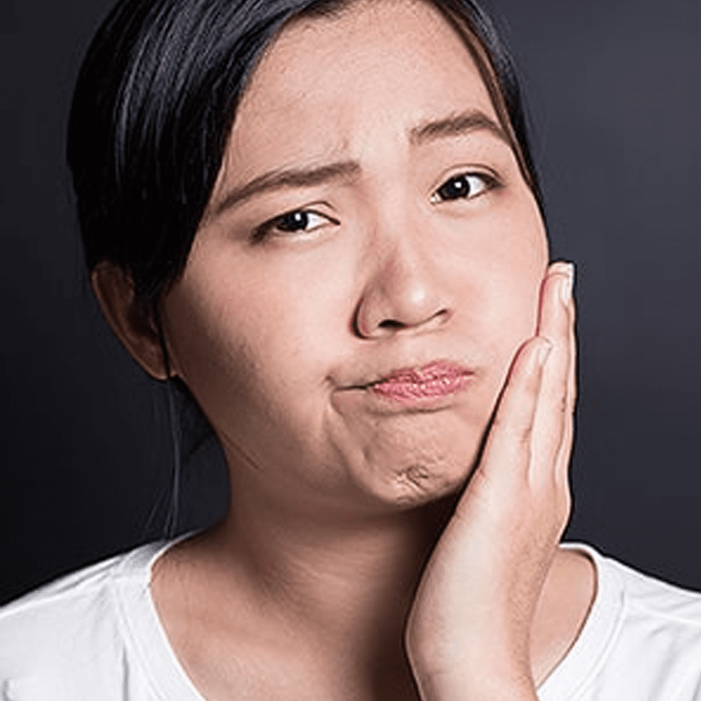 What’s Causing Your Throbbing Toothache?