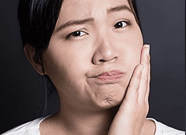 What’s Causing Your Throbbing Toothache?